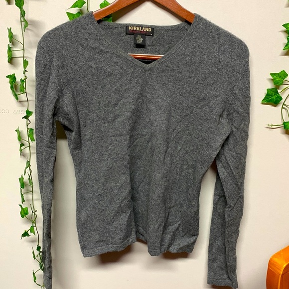 Kirkland Signature Grey Cashmere Sweater - Picture 1 of 2